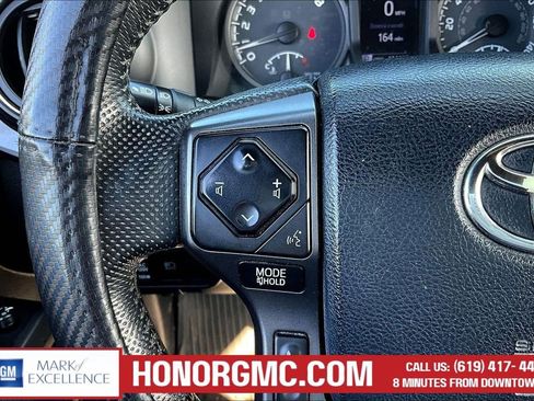 Used 2019 Toyota Tacoma TRD Sport RWD image 12