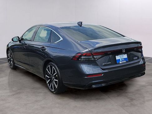 Used 2023 Honda Accord Touring image 6
