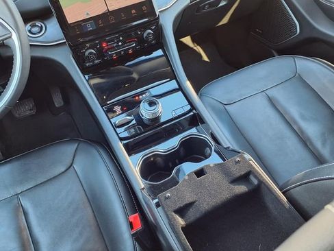 Used 2022 Jeep Grand Cherokee Limited 4xe image 12