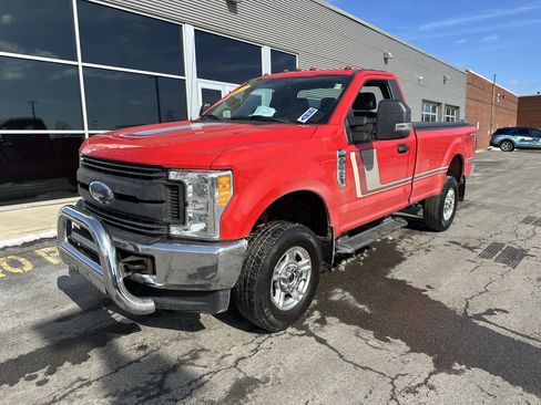 Used 2017 Ford F250 XL w/ Power Equipment Group image 8