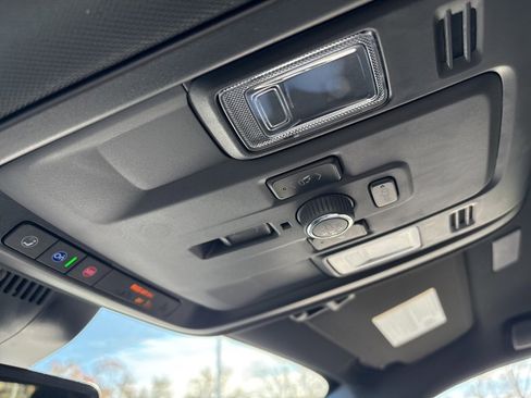 New 2025 Chevrolet Tahoe Premier image 24