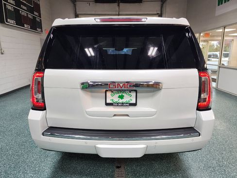 Used 2020 GMC Yukon XL Denali w/ Denali Ultimate Package image 8