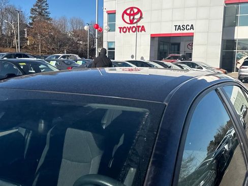 Used 2022 Toyota Corolla LE image 45