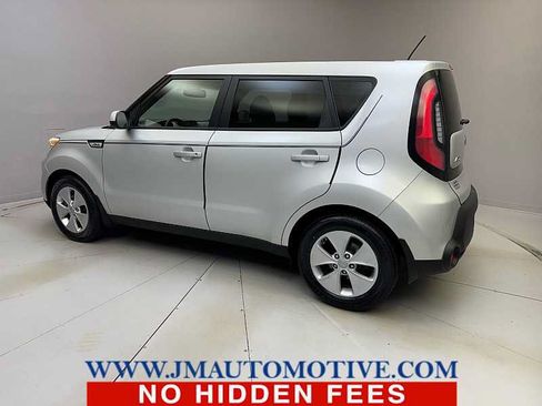 Used 2015 Kia Soul FWD image 3