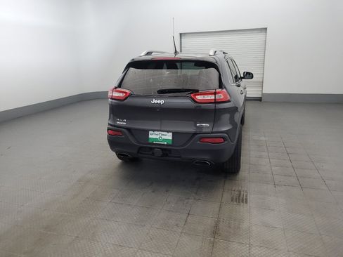 Used 2015 Jeep Cherokee Latitude w/ Comfort/Convenience Group AWD/4WD image 7