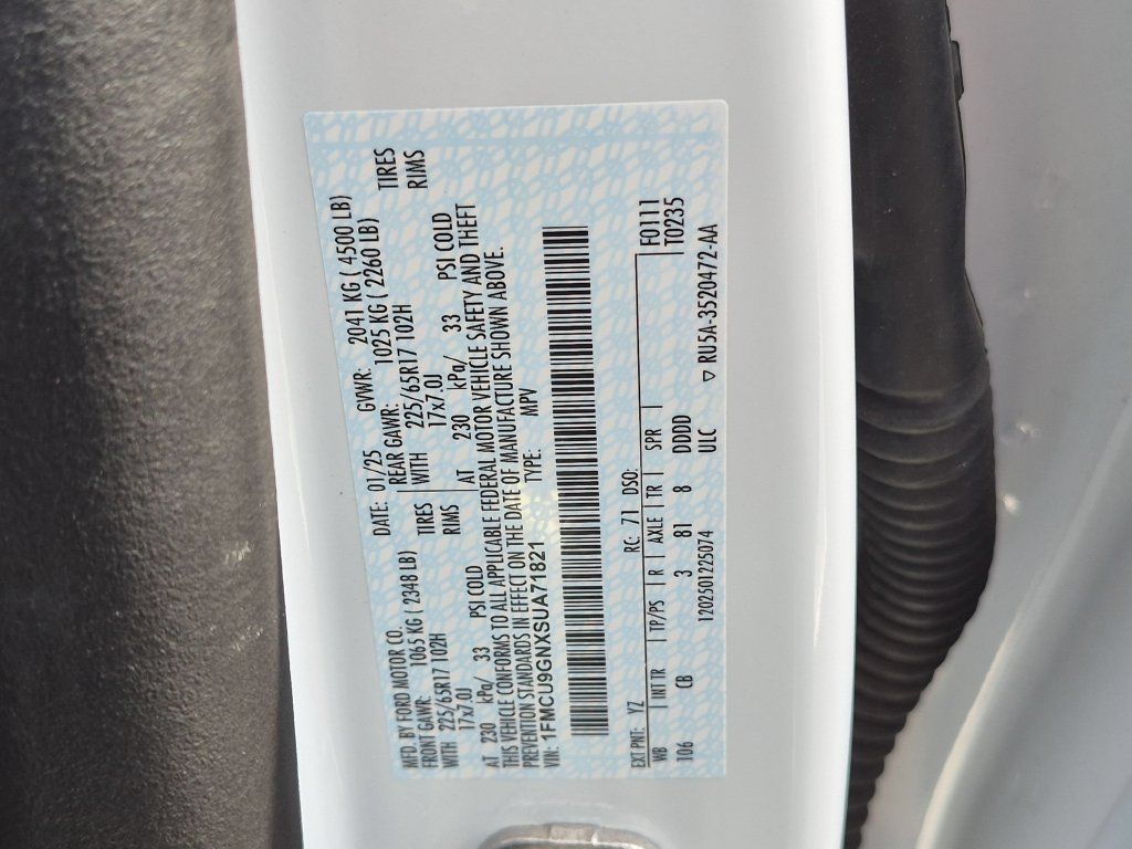 Used 2025 Ford Escape Active AWD/4WD image 36