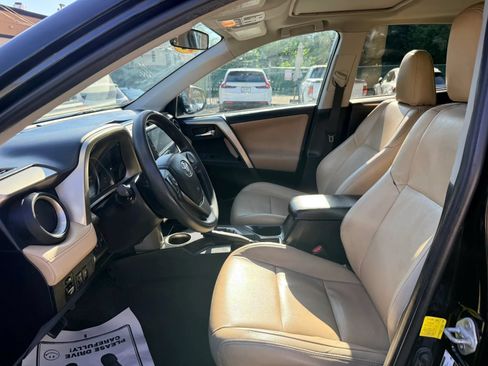 Used 2015 Toyota RAV4 XLE AWD/4WD image 13