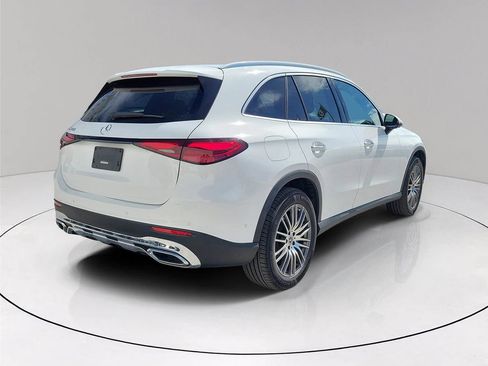 Certified 2025 Mercedes-Benz GLC 300 image 6