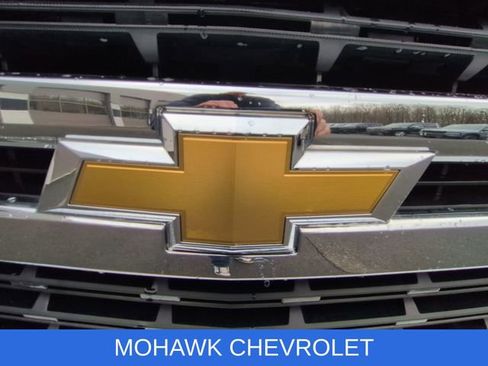 Used 2021 Chevrolet Silverado 1500 LT image 31