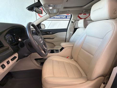 Used 2022 GMC Acadia Denali w/ LPO, Floor Liner Package FWD image 17