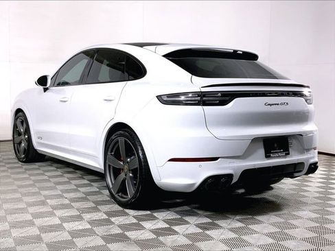 Certified 2021 Porsche Cayenne GTS AWD/4WD image 3