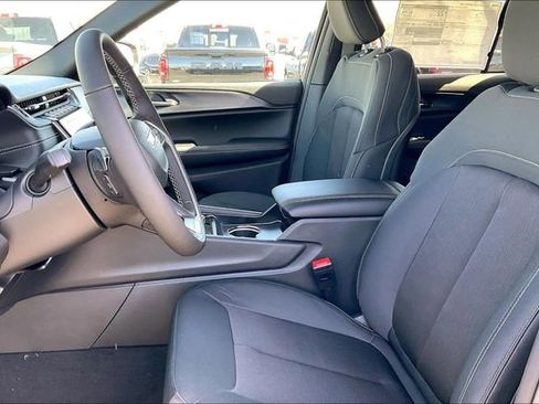 New 2026 Jeep Grand Cherokee Laredo X AWD/4WD image 9