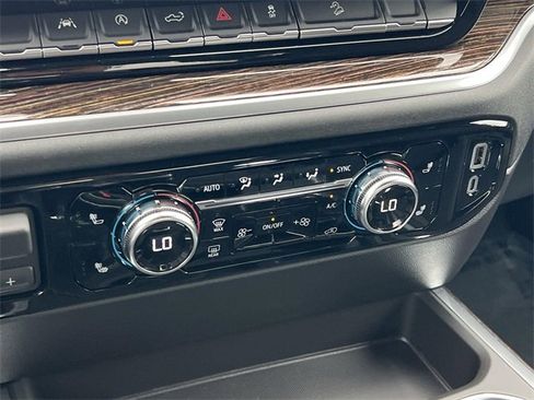 New 2026 GMC Sierra 1500 Elevation w/ LPO, Elevation Black Package image 21