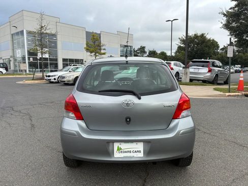 Used 2010 Toyota Yaris 2-Door Hatchback FWD image 6
