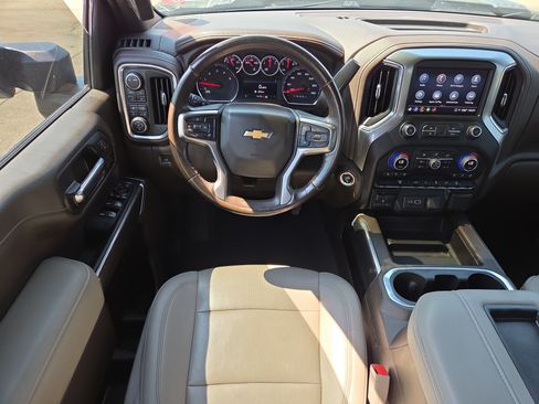 Used 2021 Chevrolet Silverado 2500 LTZ AWD/4WD image 13