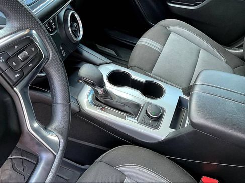 Used 2023 Chevrolet Blazer LT w/ Convenience Package FWD image 20