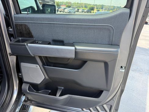Used 2022 Ford F150 Lariat AWD/4WD image 15