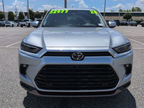 Certified 2024 Toyota Grand Highlander AWD Hybrid image 9