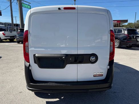 Used 2020 RAM ProMaster City Tradesman image 5