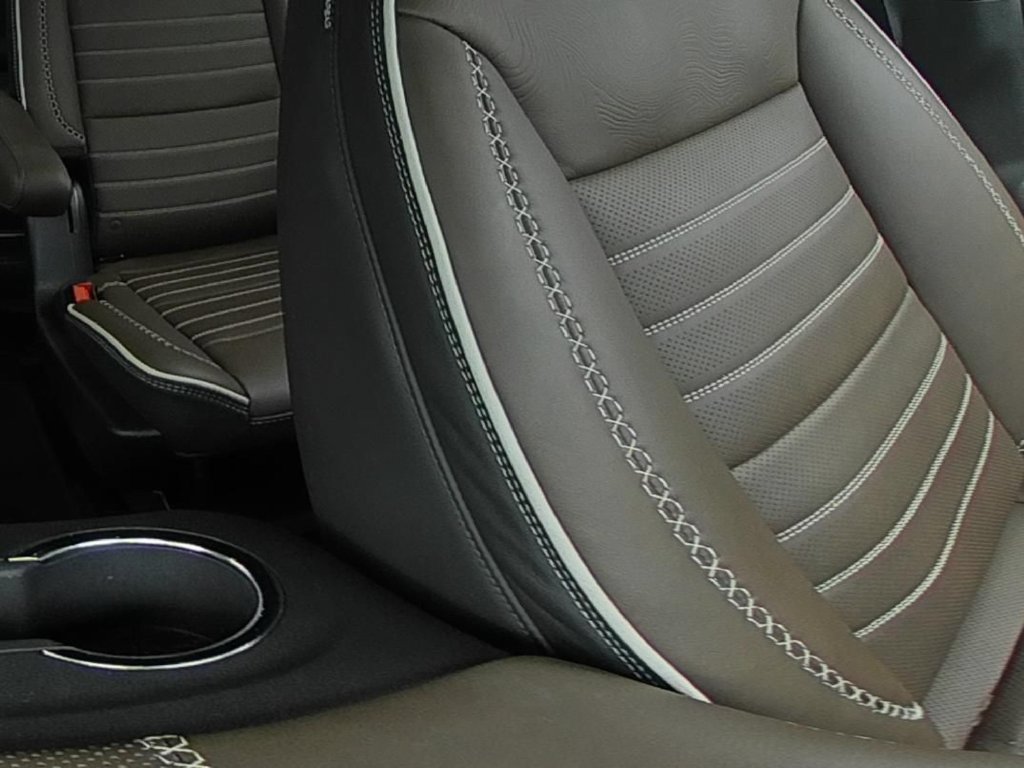 Used 2026 GMC Yukon Denali Ultimate w/ LPO, Floor Liner Package AWD/4WD image 14