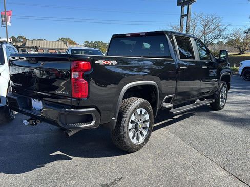 New 2026 Chevrolet Silverado 2500 Custom w/ Custom Value Package image 5