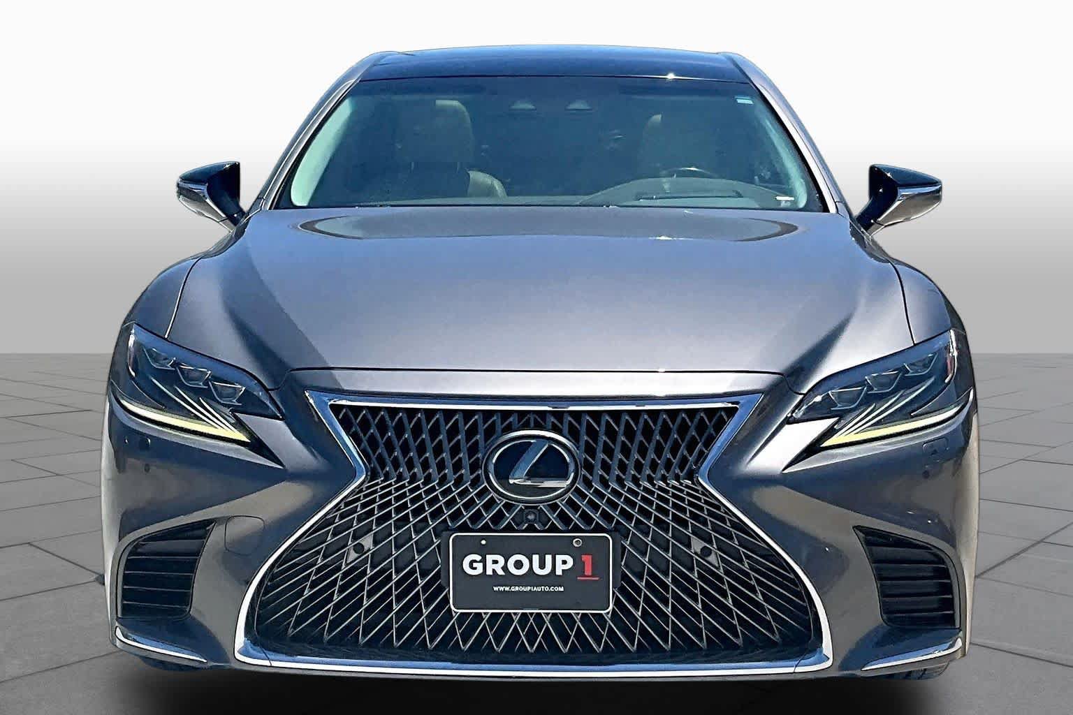 Used 2018 Lexus LS 500 w/ Luxury Package RWD image 4