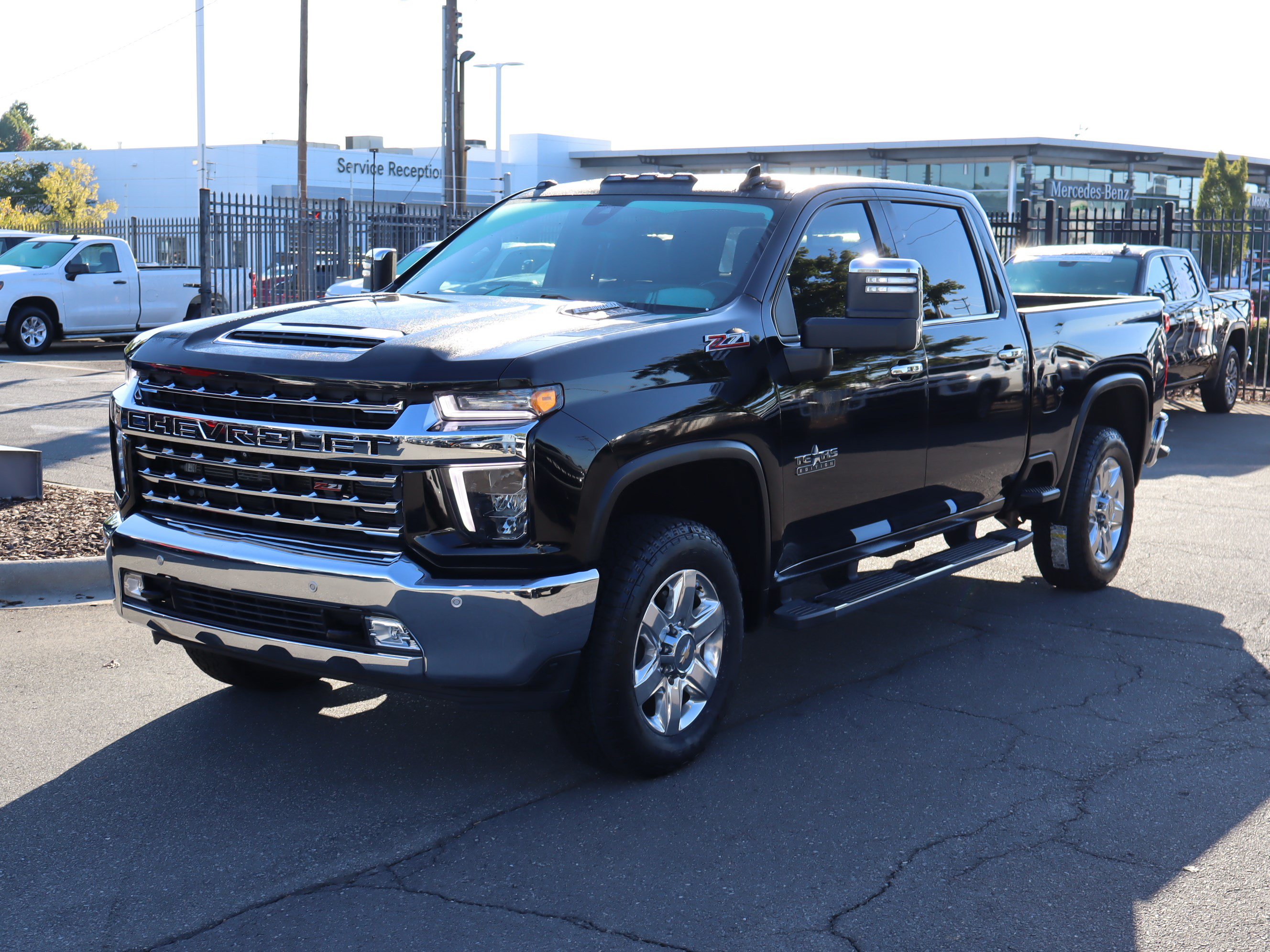 Used 2021 Chevrolet Silverado 2500 LTZ w/ LTZ Premium Texas Edition AWD/4WD image 5