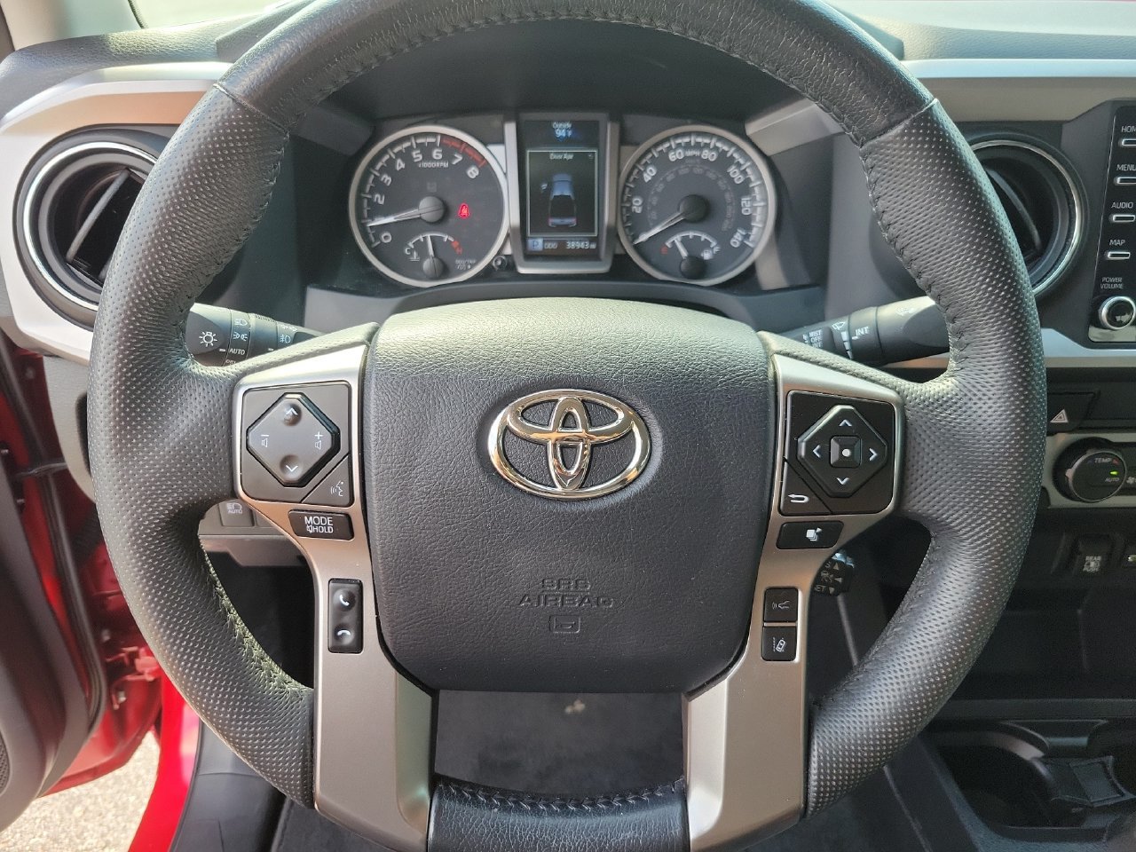 Used 2023 Toyota Tacoma SR5 RWD image 18