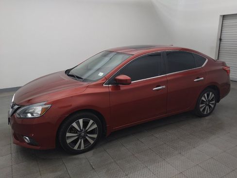 Used 2019 Nissan Sentra SV w/ Special Edition Package FWD image 2