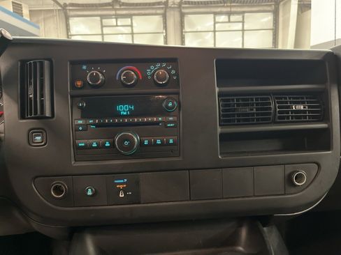 Used 2014 Chevrolet Express 3500 LT w/ LT Preferred Equipment Group image 20