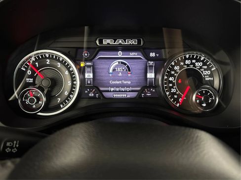 Used 2021 RAM 1500 Big Horn AWD/4WD image 23