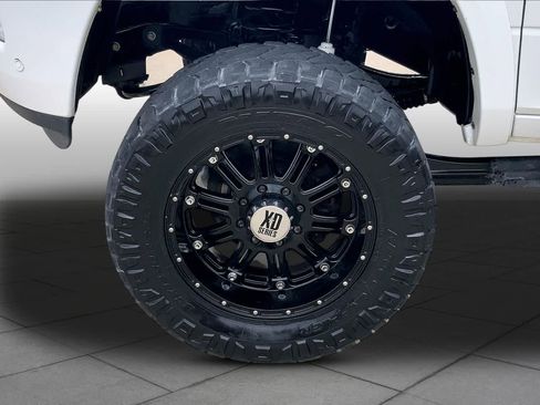Used 2017 RAM 2500 Laramie w/ Sport Appearance Group AWD/4WD image 11