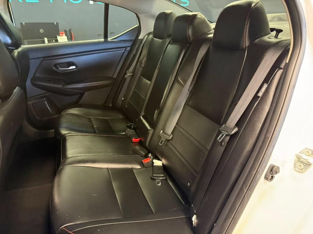 Used 2025 Nissan Sentra SR w/ SR Premium Package FWD image 13
