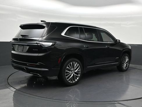 Used 2025 Buick Enclave Avenir w/ Trailering Package, 5000 lbs. FWD image 5