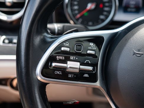 Used 2019 Mercedes-Benz E 300 image 24