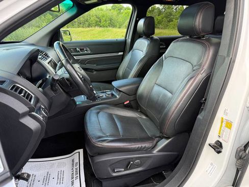 Used 2017 Ford Explorer Sport AWD/4WD image 10