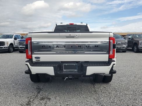 New 2026 Ford F450 Platinum w/ Platinum Plus Package image 9