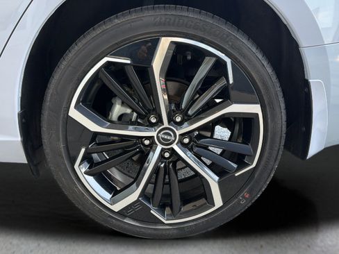 Certified 2024 Nissan Altima 2.5 SR w/ SR Premium Package AWD/4WD image 28