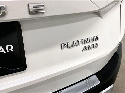 Used 2022 Nissan Rogue Platinum w/ Head-Up Display Package image 24