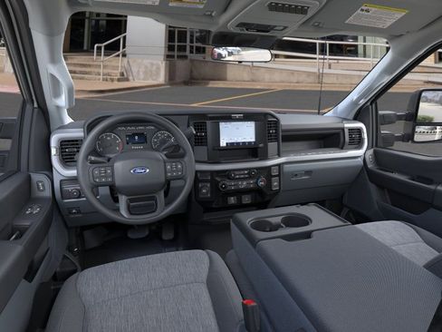 New 2025 Ford F550 4x4 Regular Cab Super Duty image 10