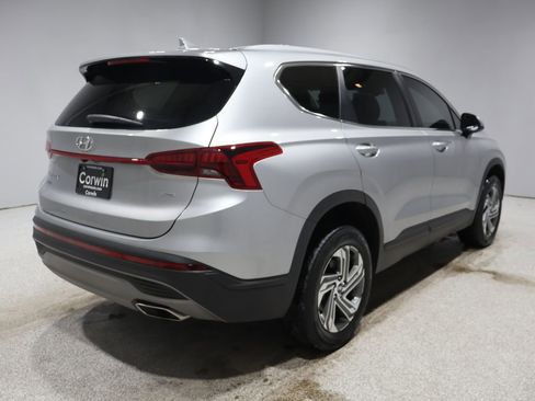 Used 2023 Hyundai Santa Fe SE image 2