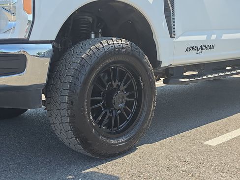 Used 2023 Ford F350 XL w/ XL Off-Road Package AWD/4WD image 11