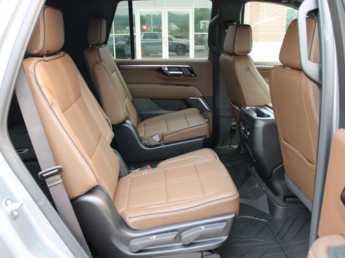 New 2026 Chevrolet Tahoe High Country AWD/4WD image 53