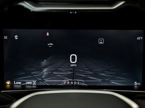 New 2026 GMC Canyon Denali image 11