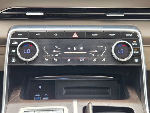 Used 2024 Genesis GV80 3.5T w/ Prestige Package AWD/4WD image 17