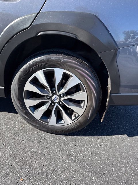 Used 2024 Subaru Outback Limited AWD/4WD image 10