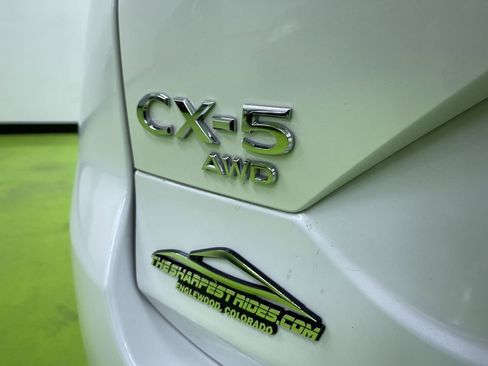 Used 2021 MAZDA CX-5 Touring image 13