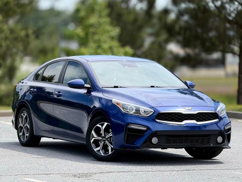 Used 2019 Kia Forte LXS FWD image 13