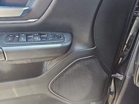 Used 2019 RAM 1500 Big Horn AWD/4WD image 5