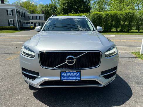 Used 2019 Volvo XC90 T6 Momentum w/ Protection Package AWD/4WD image 2